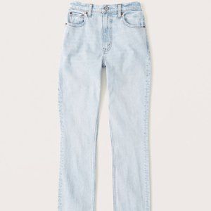 Curve Love Ultra High Rise Slim Straight